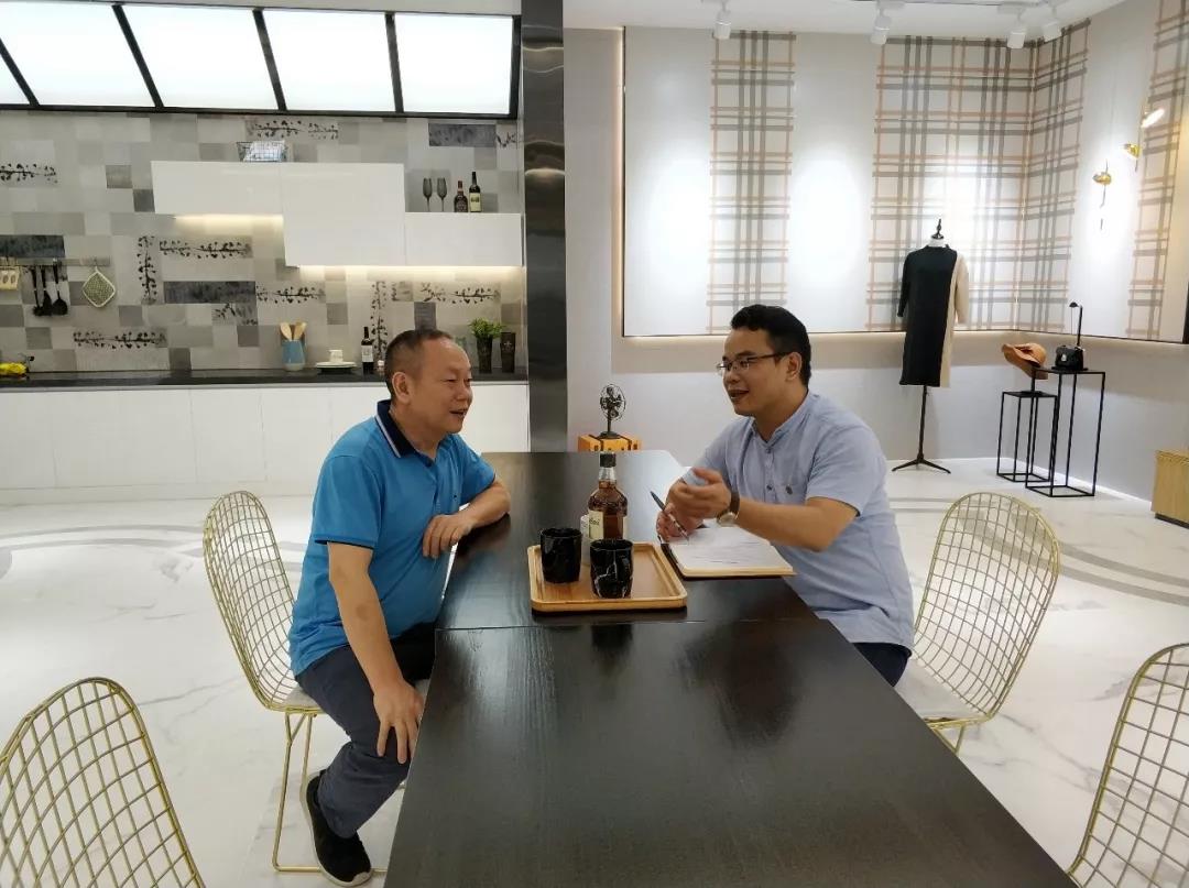 人物探访 | 成都经销商杨胜松：成功，从一个不被自己淘汰的人开始